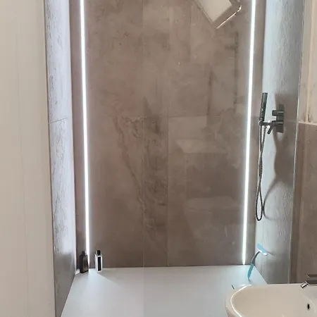 Brezza Marina شقة لا ماداّلينا